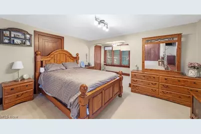 221 Raff Road NW, Canton, OH 44718 - Photo 19