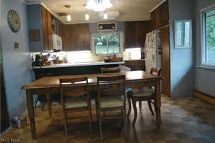 322 S Alexander St, Millersburg, OH 44654 - Photo 5