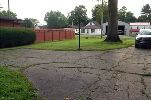 322 S Alexander St, Millersburg, OH 44654 - Photo 17