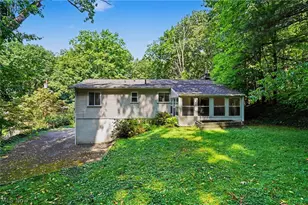 3087 Tower Hill Dr, Akron, OH 44319 - Photo 7