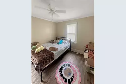 688 Merton Avenue, Akron, OH 44306 - Photo 9