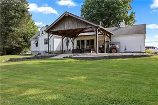 9988 W Ridge Rd, Elyria, OH 44035 - Photo 3