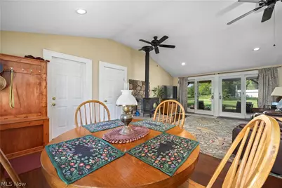 9988 W Ridge Road, Elyria, OH 44035 - Photo 11