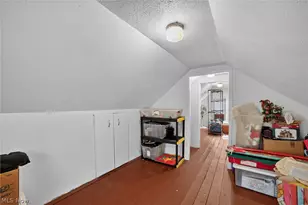 190 24th St NW, Barberton, OH 44203 - Photo 29