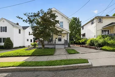 190 24th Street NW, Barberton, OH 44203 - Photo 3