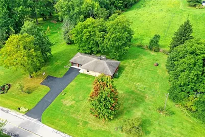 10244 Washingtonville Road, Canfield, OH 44406 - Photo 5