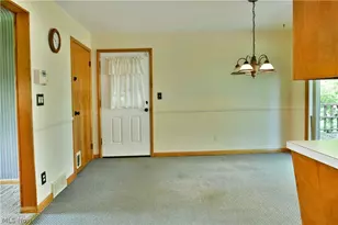 10244 Washingtonville Rd, Canfield, OH 44406 - Photo 9