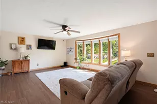 1700 Deerwood Cir SE, East Sparta, OH 44626 - Photo 5