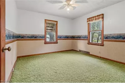 200 Gnau Avenue SW, Perry Twp, OH 44646 - Photo 15