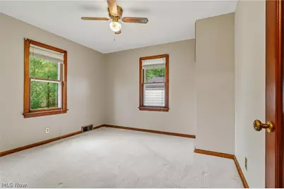 200 Gnau Avenue SW, Perry Twp, OH 44646 - Photo 17