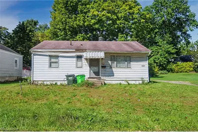 1507 S Freedom Avenue, Alliance, OH 44601 - Photo 1