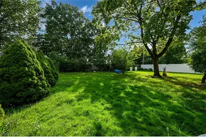 2805 E 126th Street, Loveland, OH 44120 - Photo 9