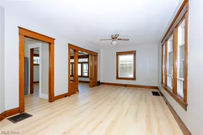 121 Chestnut Avenue NE, Massillon, OH 44646 - Photo 3