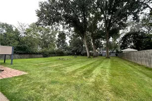 686 Shook Rd, Akron, OH 44319 - Photo 7