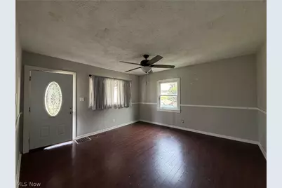210 S 16th Street, Coshocton, OH 43812 - Photo 5
