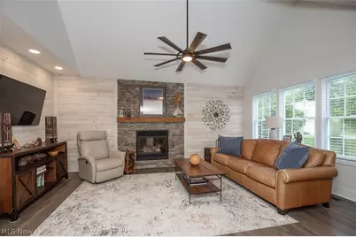 822 Timberline Trail, Northfield, OH 44067 - Photo 7