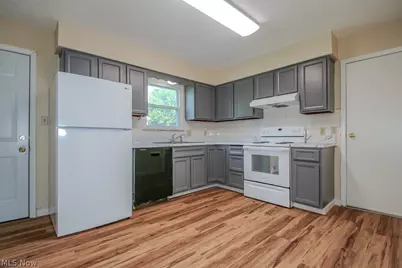 4296 & 4300 Lorwood Drive, Stow, OH 44224 - Photo 7