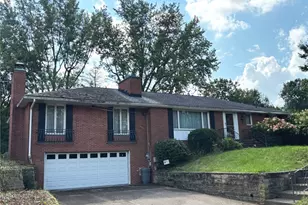 1410 Perry Dr NW, Canton, OH 44708 - Photo 1