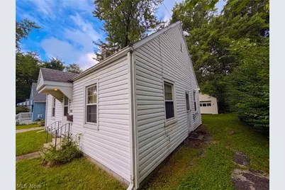 1265 Eastwood Avenue, Akron, OH 44305 - Photo 3