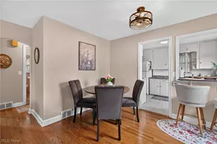 708 33rd St NE, Canton, OH 44714 - Photo 9