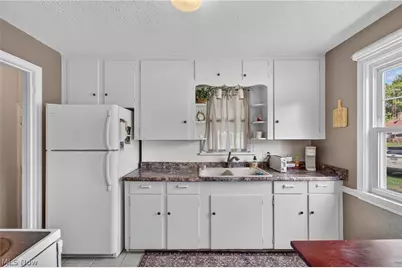 708 33rd Street NE, Canton, OH 44714 - Photo 11