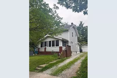 700 Lakemont Avenue, Akron, OH 44314 - Photo 1