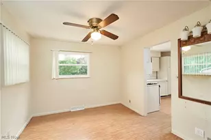 421 Malacca St, Akron, OH 44305 - Photo 7