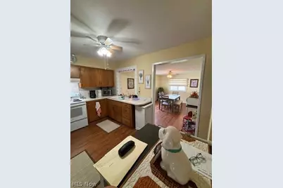 224 E Slingluff Avenue, Dover, OH 44622 - Photo 7