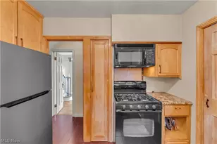 3675 Avalon Rd, Huber Heights, OH 44120 - Photo 11