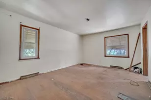 355 S Chillicothe Rd, Aurora, OH 44202 - Photo 25