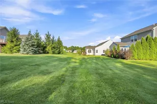 8740 Summer Wind Ln, Mentor, OH 44060 - Photo 31