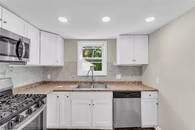 5005 Vandalia Avenue, Loveland, OH 44144 - Photo 9