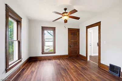 2121 10th Street SW, Akron, OH 44314 - Photo 11