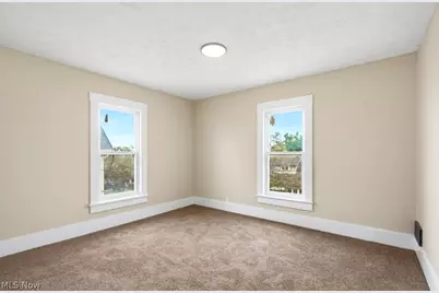 2121 10th Street SW, Akron, OH 44314 - Photo 13