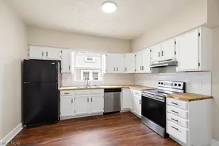 2121 10th St SW, Akron, OH 44314 - Photo 5
