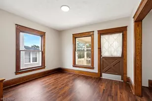 2121 10th St SW, Akron, OH 44314 - Photo 7