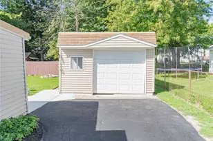 4786 Homewood Dr, Mentor, OH 44060 - Photo 5