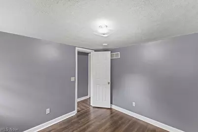 3071 Farmdale Road, Akron, OH 44312 - Photo 27