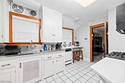 3569 Warren Road, Loveland, OH 44111 - Photo 11