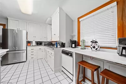 3569 Warren Road, Loveland, OH 44111 - Photo 7