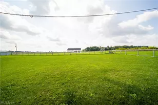 3657 E Moreland Rd, Fredericksburg, OH 44627 - Photo 29
