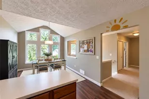 3168 Pondview Dr, Ravenna, OH 44266 - Photo 5