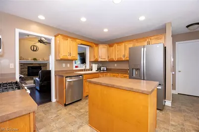 1516 Smith Drive, Wooster, OH 44691 - Photo 5
