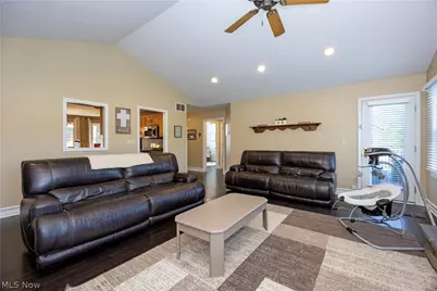 1516 Smith Drive, Wooster, OH 44691 - Photo 3