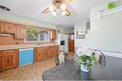 238 Marcia Drive, Austintown, OH 44515 - Photo 21