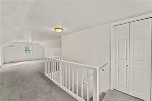 2235 Coral Sea Dr, Youngstown, OH 44511 - Photo 15
