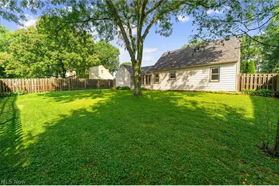 2235 Coral Sea Drive, Youngstown, OH 44511 - Photo 23
