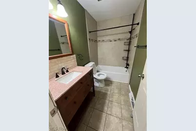 5225 Oakbriar Circle NE, Canton, OH 44705 - Photo 5