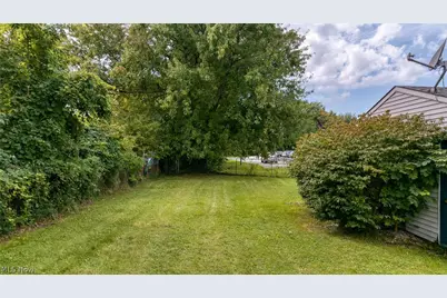5830 Beech Drive, Mentor on the Lake, OH 44060 - Photo 27