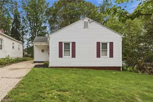 782 Saxon Ave, Akron, OH 44314 - Photo 1